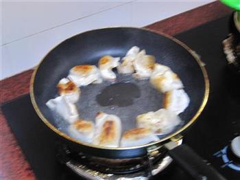 苋菜鸡蛋馅素煎饺的做法步骤18