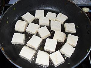 家常回锅豆腐的做法步骤4