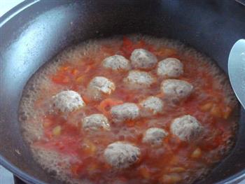 番茄肉丸汤的做法步骤5