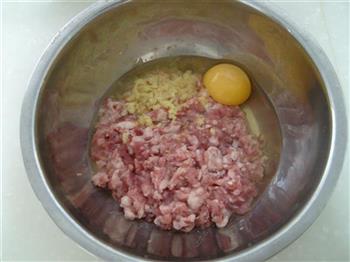 生煎酱肉饺的做法步骤4