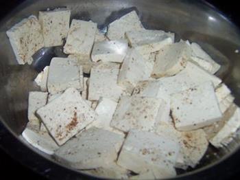 麻辣浇汁豆腐的做法步骤2