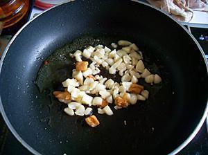 干煸豇豆的做法步骤7