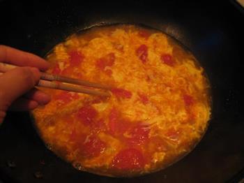西红柿蛋汤的做法步骤6