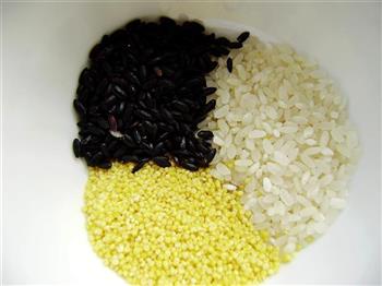 红枣薏米大麦粥的做法步骤2