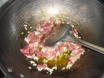 猪肉白菜炖粉条的做法步骤3