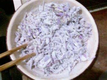 油煎紫藤花饼的做法图解3