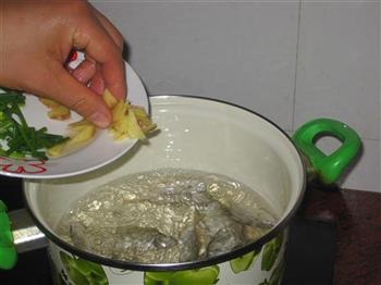 芥菜海鱼汤的做法步骤5