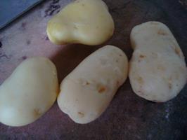 土豆泥炒鸡蛋的做法步骤2