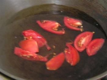 蕃茄紫菜蛋汤的做法步骤1
