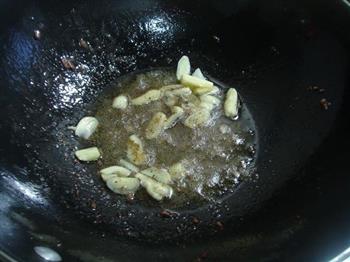 锅仔烧汁蘑菇的做法步骤8
