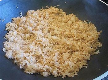 生炒糯米饭的做法步骤10