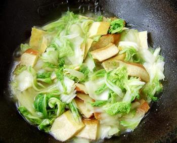 白菜烧豆腐干的做法步骤4