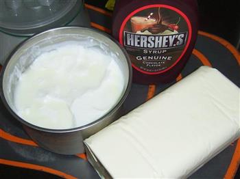 巧克力奶酪冰淇的做法步骤1