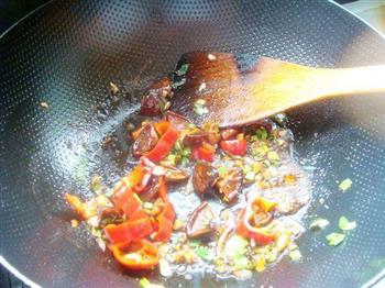 鸡肉茄子煲的做法步骤10