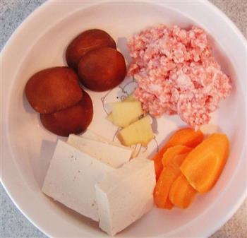 香菇豆腐丸子的做法步骤1