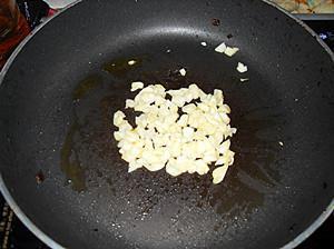蒜蓉干煸豆角的做法步骤5