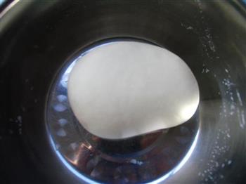 芝麻酱豆芽拌面的做法步骤1