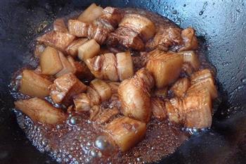 土豆香菇红烧肉的做法步骤3