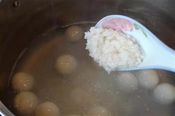 米酒汤圆的做法步骤2