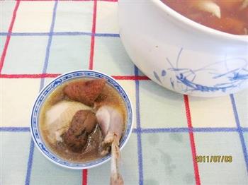 红菇土鸡汤的做法图解7