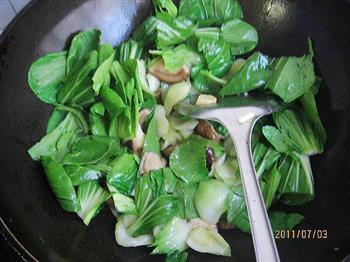 清炒香菇油菜的做法步骤4