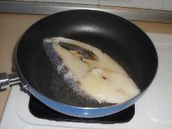 香煎鳕鱼的做法步骤3