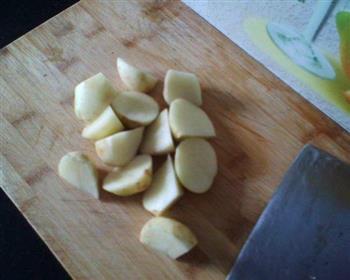 土豆炖豆角的做法图解3