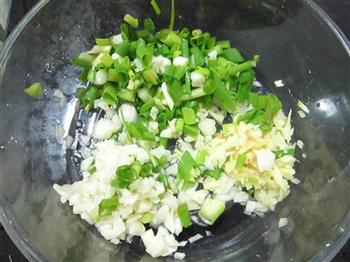 葫芦瓜虾米蒸饺的做法步骤2
