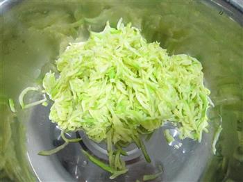 葫芦瓜虾米蒸饺的做法步骤3