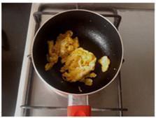 咸菜蛋炒饭的做法步骤3