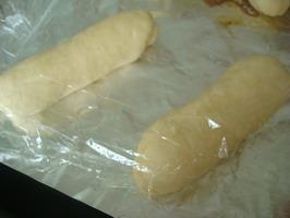 金枪鱼沙拉面包的做法步骤5