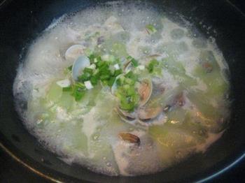 黄瓜豆瓣蛤蜊汤的做法步骤7
