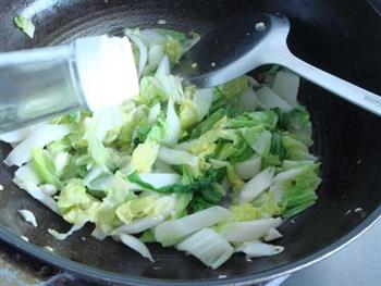清炒白菜的做法步骤5