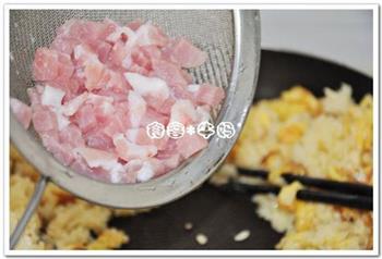扬州炒饭的做法步骤8