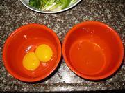 双色芙蓉蛋的做法步骤5