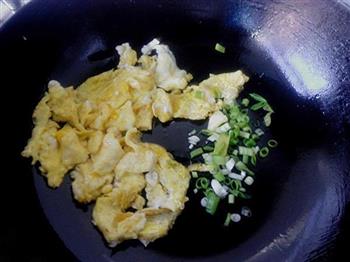 青椒蛋炒饭的做法步骤3