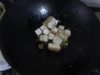 咸菜臭豆腐的做法步骤5