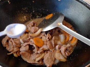 洋葱炒牛肉片的做法步骤8