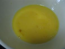 杂粮鸡蛋卷的做法步骤3