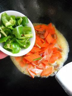 腊肉皮炖胡萝卜的做法步骤9