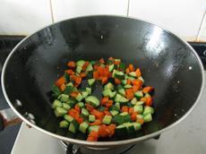 时蔬蛋炒饭的做法步骤10