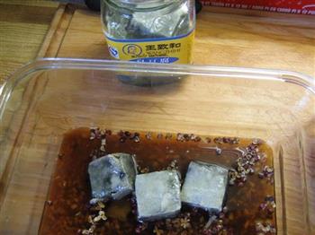 剁椒蒸臭豆腐的做法步骤5