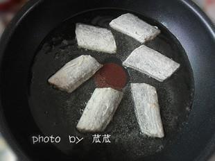 红烧带鱼的做法步骤3