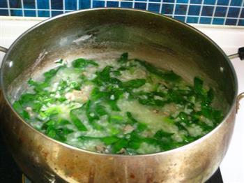 菠菜猪肝粥的做法步骤7