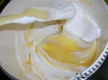 榴莲奶油蛋糕卷的做法步骤6