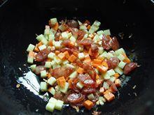 腊肠土豆焖饭的做法步骤6