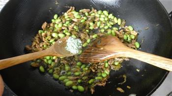 咸菜毛豆炒肉丝的做法步骤13
