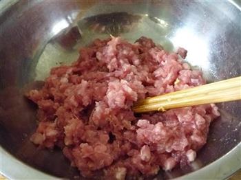 茴香猪肉饺子的做法步骤3