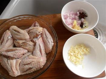 黑椒蚝油鸡翅的做法步骤1