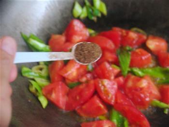 西红柿青椒炒鸡蛋的做法步骤7